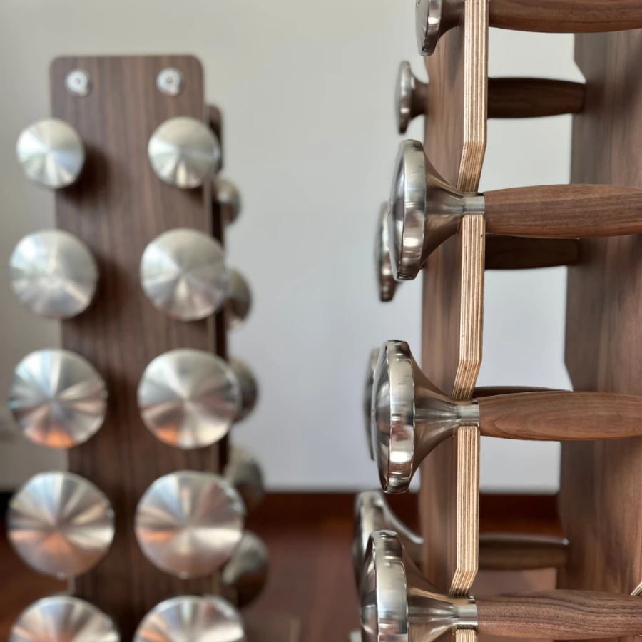 Wood Dumbbell Axxo Walnut12.png